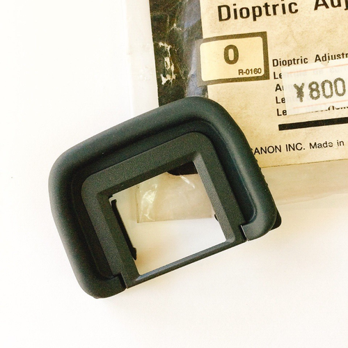 Canon 0 Dioptric Adjustment Eyepiece Lens Ed for EOS 3, 5, 33, 30, 50e,55 - Picture 3 of 9