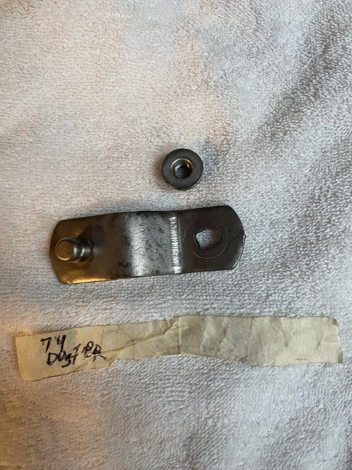 Mopar 1973-76 A-Body 74 PLYMOUTH DUSTER limpiaparabrisas brazo motor + tuerca ¡ENVÍO GRATUITO!!!!!!!! Foto 3 de 4