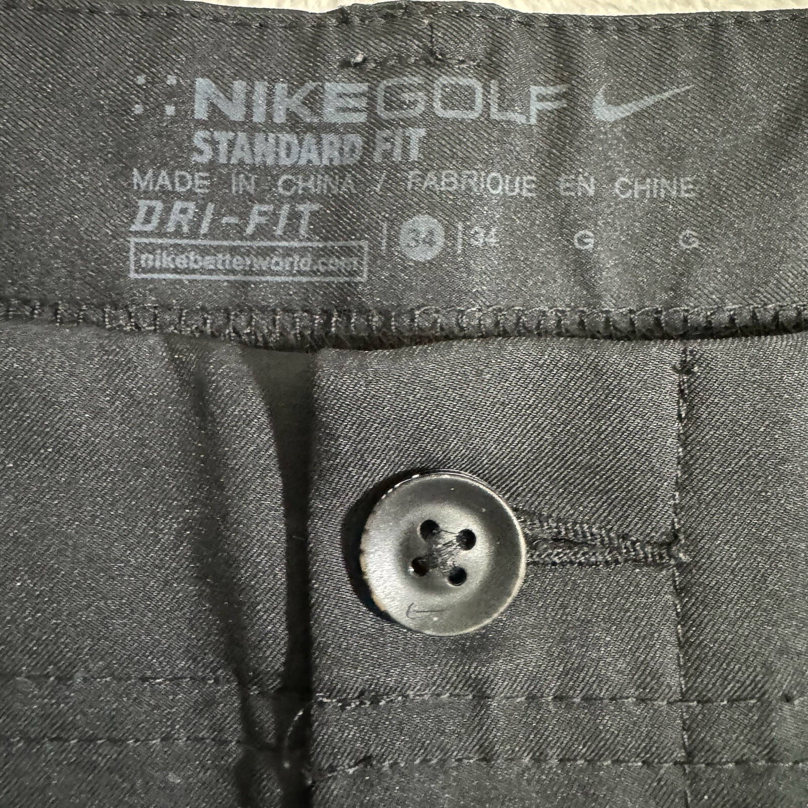 Nike Shorts Mens 34 Black Stretch Chino Flat Front Golf Dri-Fit Swoosh Men