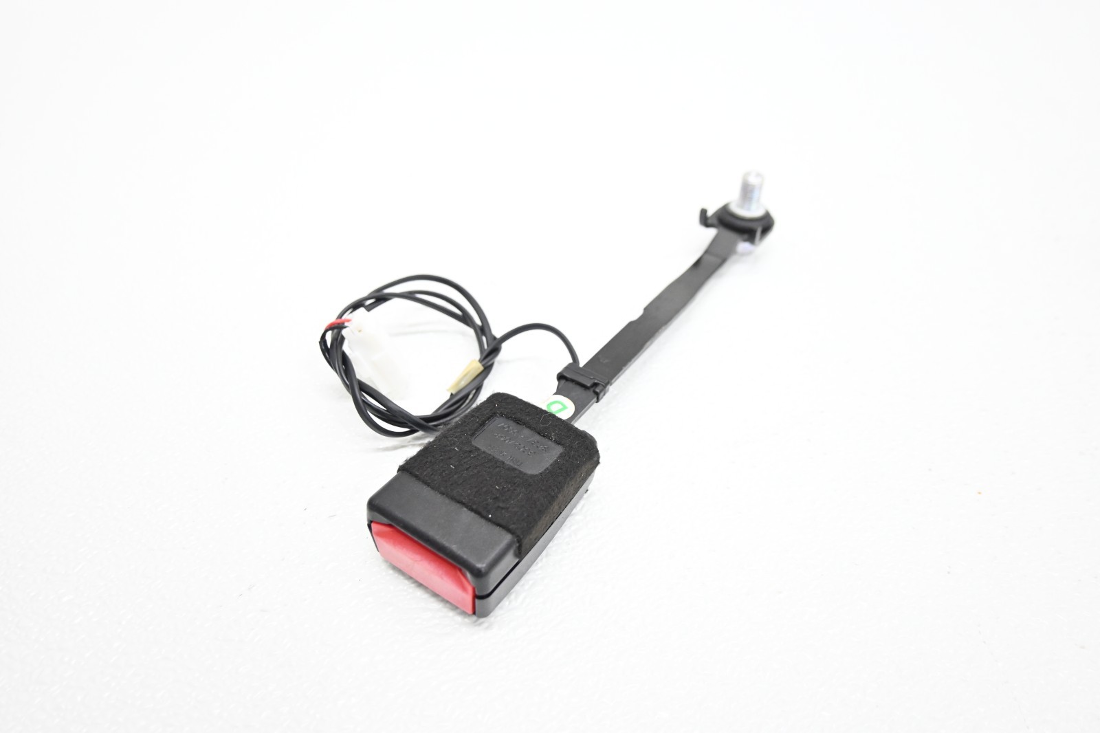 ⭐ 03-12 Maserati Quattroporte Front R or L Seat Belt Latch Receiver Oem
