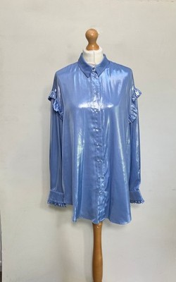 Free People Bluse Damen M blau glänzend Rüschen Knopfleiste periwinkle relaxed