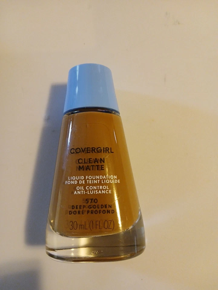 Makeup Bonus Time.Free Makeup Bag.5 Piece Set CoverGirlSally.Hansen Nail Polish - Image 2 of 4