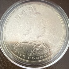 2002 Queen Elizabeth II Golden Jubilee £5 Five Pound Coin Crown UK