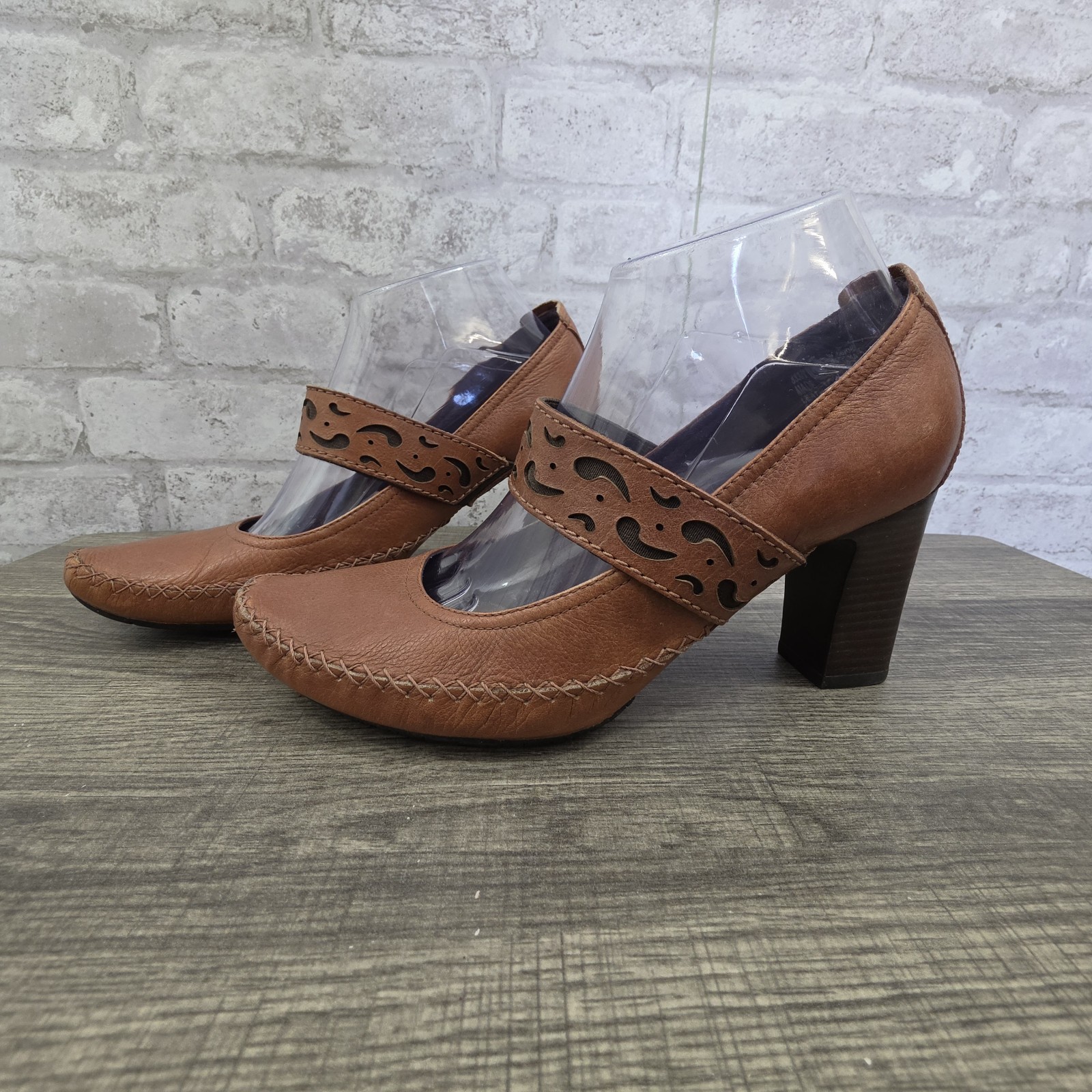 Indigo By Clarks Brown Leather Mary Jane Pumps Shoes High Heel Womens Size 9M