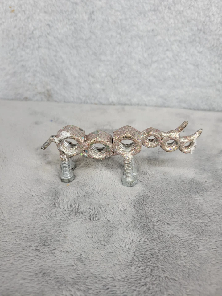 Estatueta decorativa de metal rinoceronte escultura parafusos porcas presente animal safári 4,5" - Imagem 3 de 4