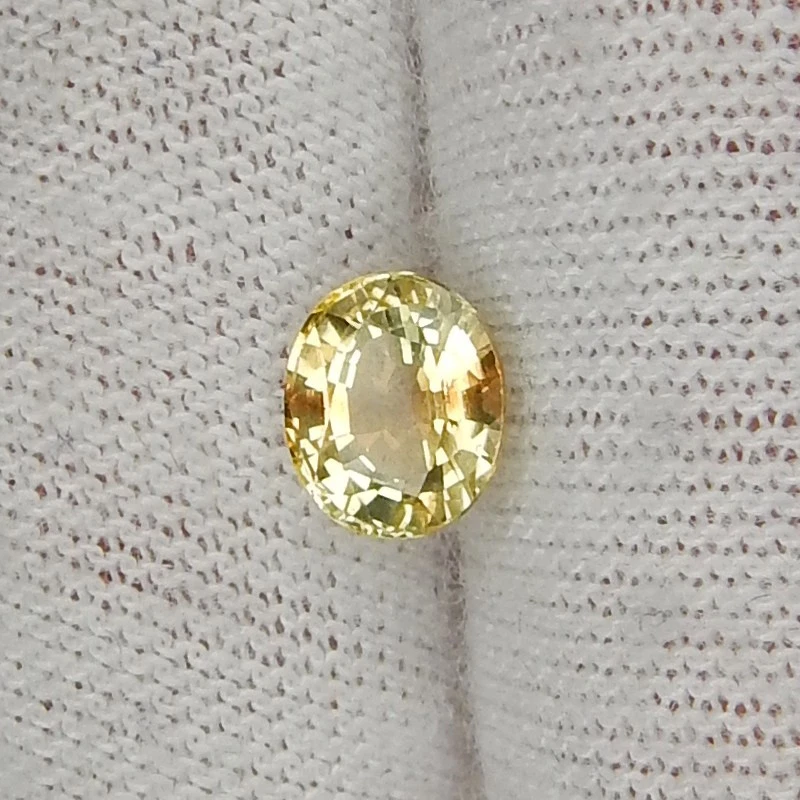 1ct VVS Amarillo Champagne Turmalina Natural Extraído Tierra Sin Calentar Facetado Ovalado Foto 3 de 4