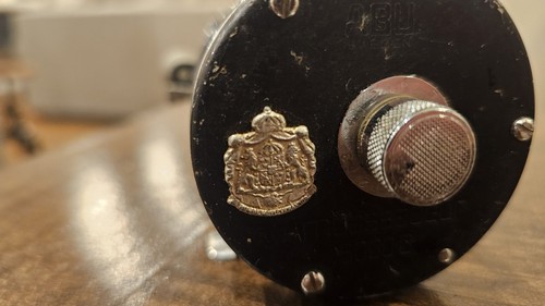 Abu Sweden Ambassadeur 5000C Vintage Baitcasting Fishing Reel - Picture 3 of 8