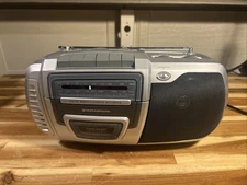 Durabrand AM FM Radio Cassette Recorder Boom Box WORKS CT-992 with Cord Portable