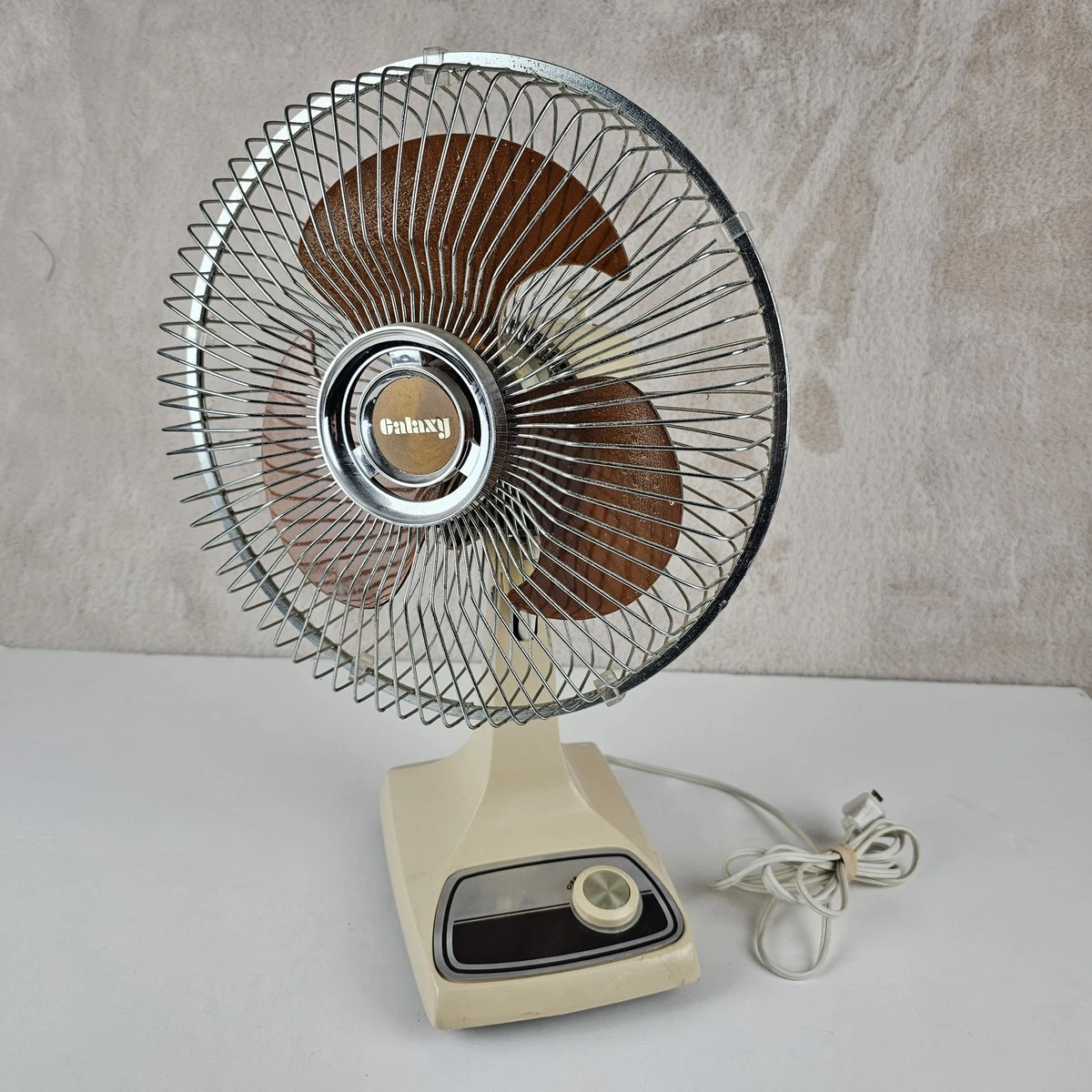 Vintage 1980s Galaxy Desk Fan 2-Speed Oscillating Table Fan Type 9