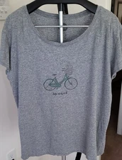 Life is Good XL BIKE Tee Bicycle Hearts Gray Scoop neck T-shirt RELAXED FIT