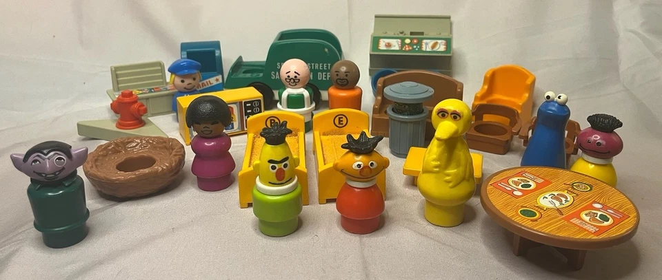Vintage Fisher Price Little People SESAME STREET - Lote de 26 Peças - 11 Figuras HTF - Imagem 2 de 4