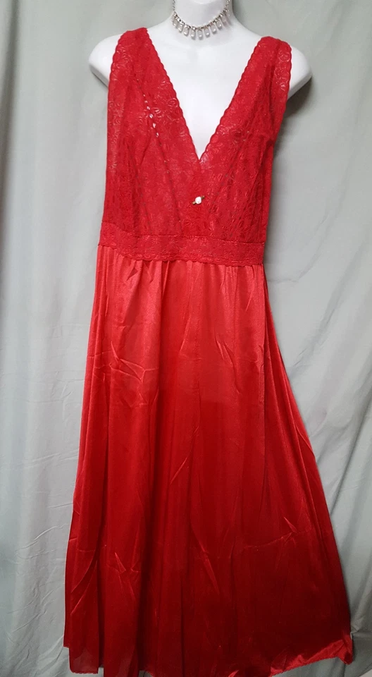 Conjunto de bata camisón rojo Amoureuse corpiño de encaje sexy largo de nailon mediano 38" busto Foto 3 de 4