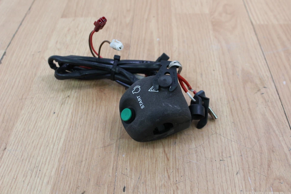 Interruptor de manillar izquierdo Yamaha Wave Runner XL 1200 LTD 1999 con cordón con Foto 3 de 4