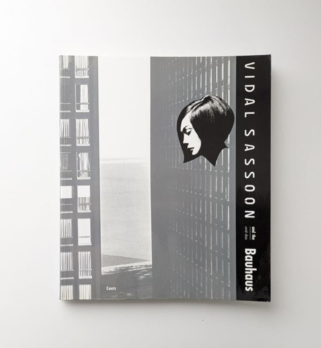 貴重品VIDAL SASSOON and the Bauhaus 英語版 貴重品VIDAL SASSOON and the Bauhaus 英語版 - メルカリ