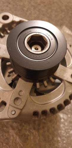 NEW GENUINE ALTERNATOR FORD VOLVO MAZDA 1.6 TDCi 2004-2013 120A 1477737 30795442 - Picture 5 of 16