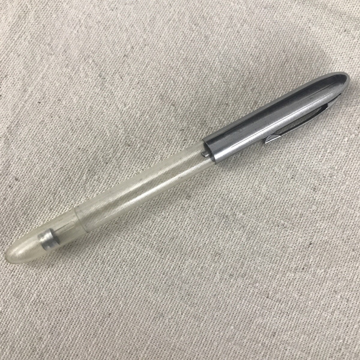 VINTAGE SHEAFFER 304 CARTRIDGE FOUNTAIN PEN CLEAR CHROME F NIB