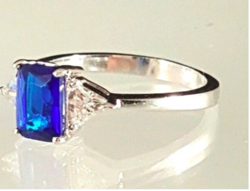 Silver Blue Cocktail Ring Size 9 birthstone September Cubic Zirconia NWT - Picture 2 of 8