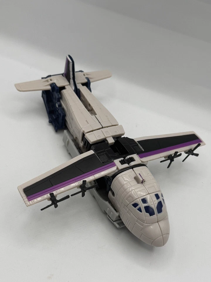 Transformers VTG Henkei Tankor Octane Classics Universe US Seller- Very Nice - Image 3 of 4