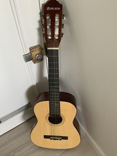 DELSON: GUITARE NEUVE AVEC CROCHET ACCROCHE-GUITARE À FIXER AU MUR