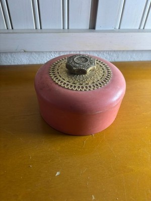 Avon Unforgettable Beauty Dust Empty Vanity Powder Jar Salmon Pink 1960's