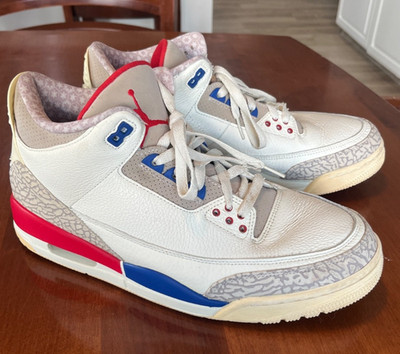 Size 11.5 - Air Jordan 3 Retro International Flight used off white red blue