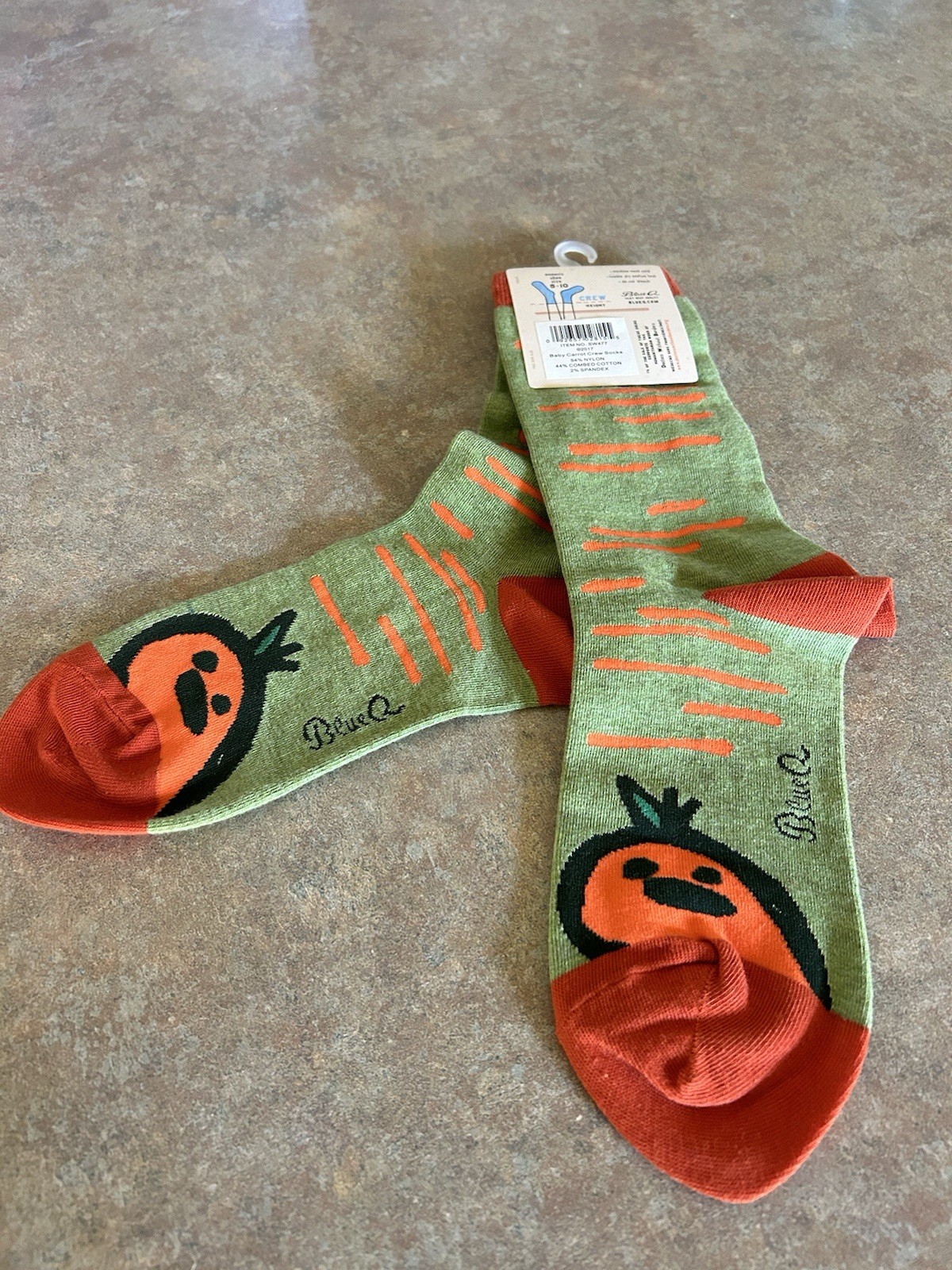 Blue Q Socks Women's Crew Size 5-10 Baby Carrot