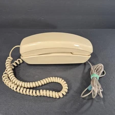 Radio Shack Beige Corded Push Button Phone Model 43-586 Telephone Vintage