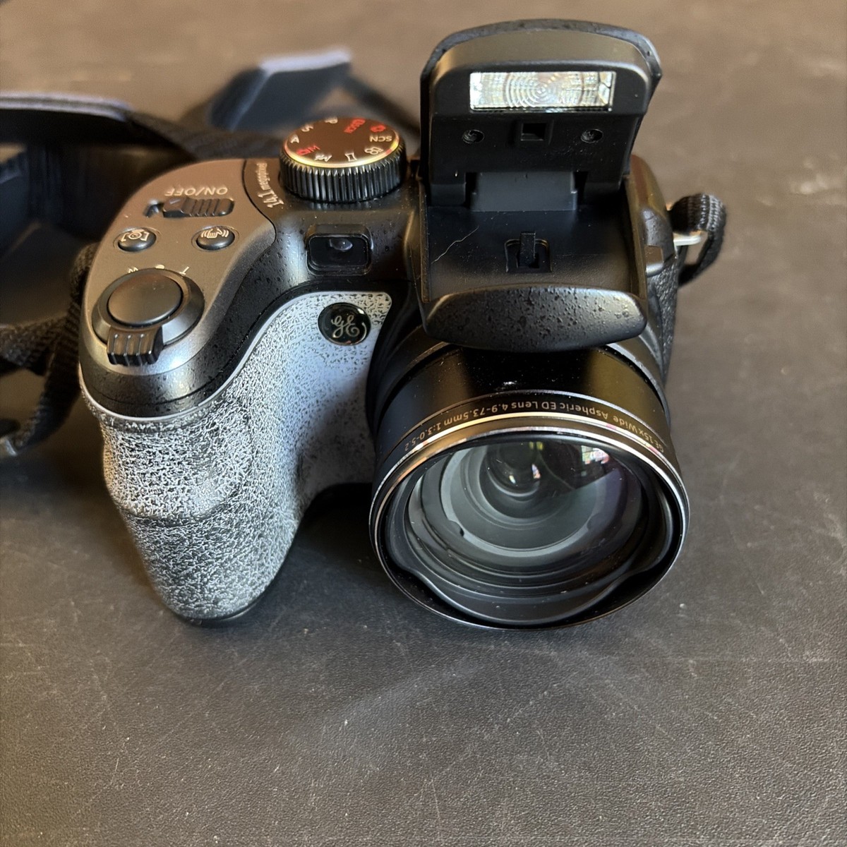 GE General Imaging Co X400 Digital Camera Wide Zoom 14.1 Megapixel