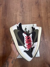 Jordan 1 Low Travis Scott Olive