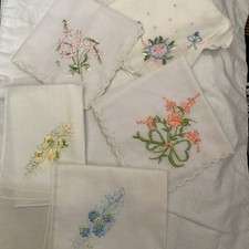 Vgt Lot Of 5 Cotton Floral Roses Hankies Handkerchiefs Scalloped  embroidered