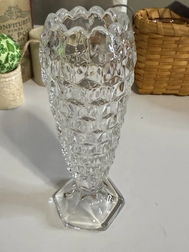 Vintage Fostoria Glass American Cupped Bud Vase 6"