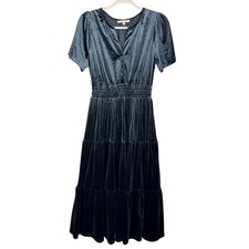 Zoe and Claire Velvet Midi Dress Blue Tiered Short Sleeve Women’s M
