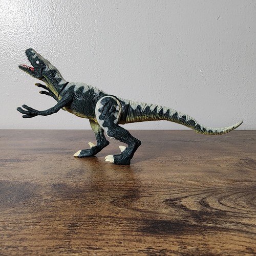 Jurassic Park Cyclops Velociraptor JP13 Site B 1997 The Lost World Figure Kenner