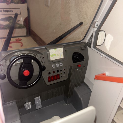 Our Generation OG Rescue Ambulance Car Truck for 18" Dolls w/ accessories - Picture 6 of 11