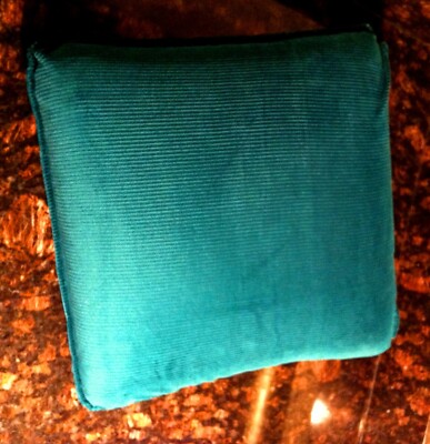 Massage Cushion / Pillow - Pressure Activated & Portable - Green