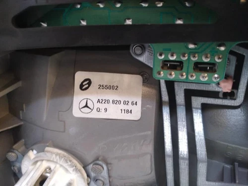 A2208200264 Piloto Trasero Derecho para MERCEDES-BENZ CLASE S (BM 220) B 1688731 - Imagen 3 de 10