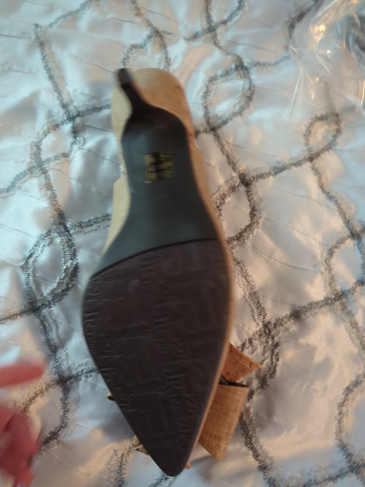 Picture 2 of 4