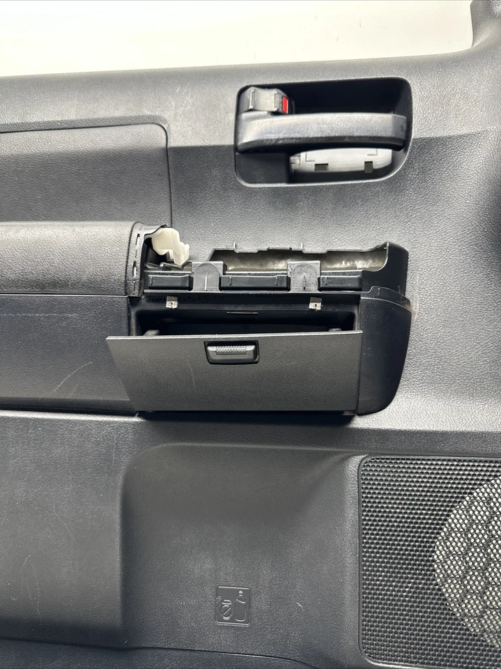 Toyota Tundra 2007-2013 doble cabina panel de moldura de puerta del conductor delantero izquierdo OEM Foto 4 de 4