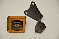 1965-84 HARLEY DAVIDSON FL FLH BATTERY CARRIER SUPPORT BRACKET 66212-65