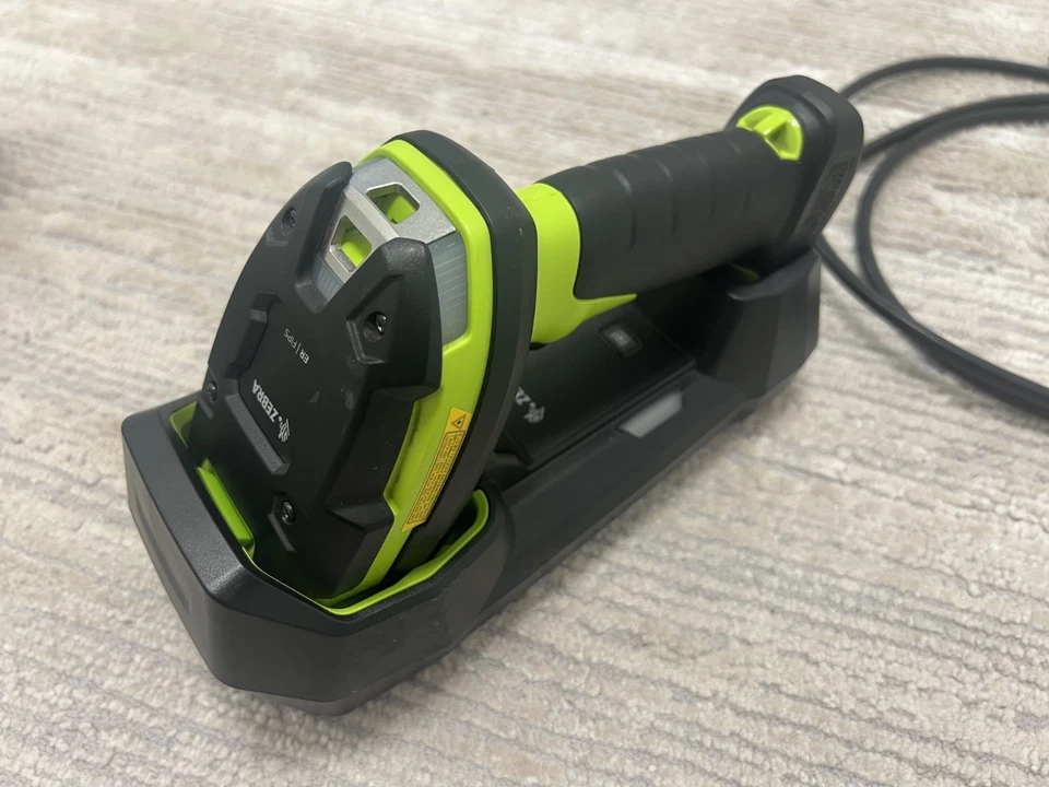 Zebra LI3678 Barcode Scanner Handscanner mit Ladestation Top Zustand OHNE Akku - Bild 2 von 4