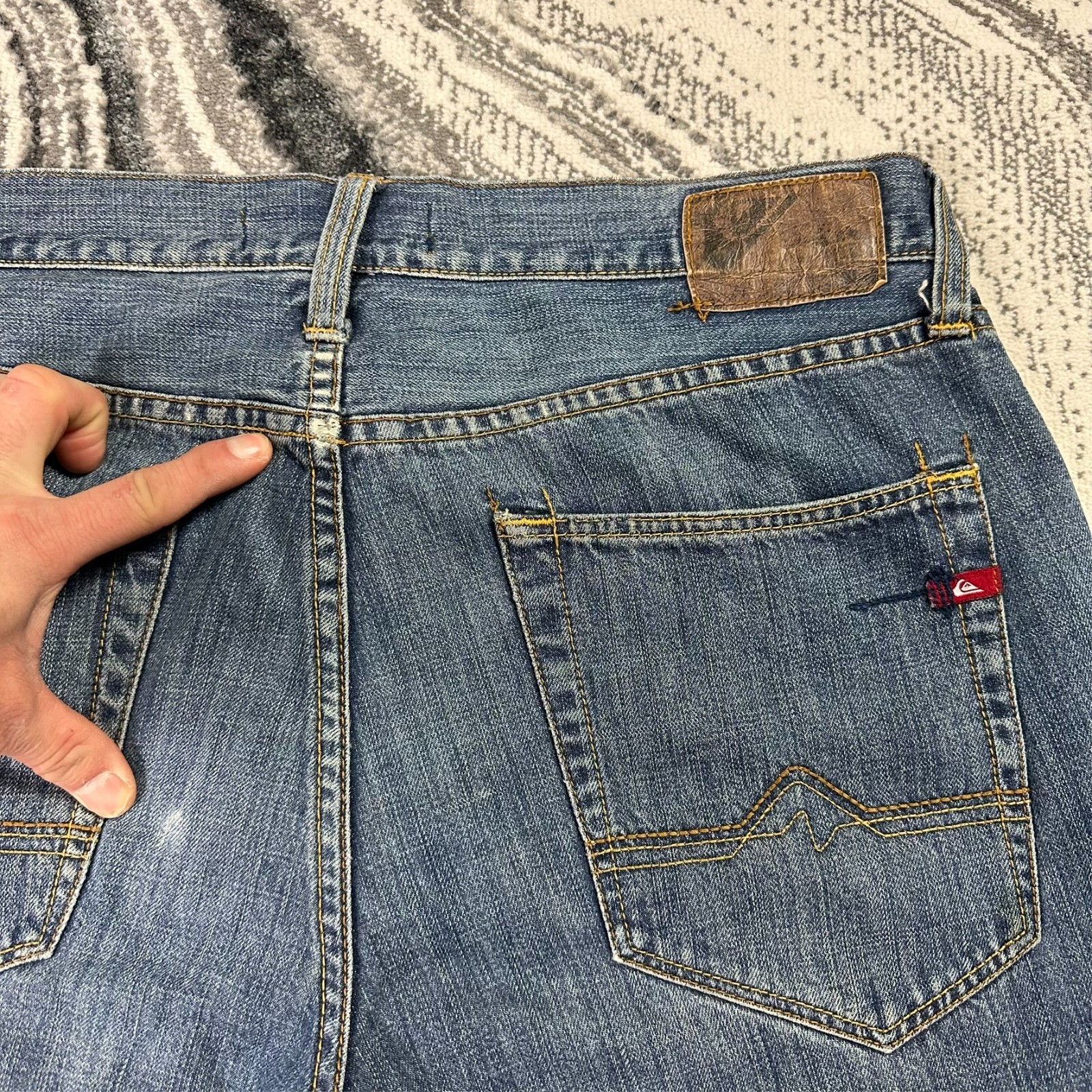Vintage Quiksilver 2000's Y2K Quikjean Size 33 Loose Fit Skater Blue Denim Jeans image 2