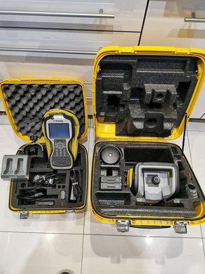 Trimble SPS930 DR Plus 1'' / 1 Sec Precision 2.4 GHz Robotic Total Station w/TSC3