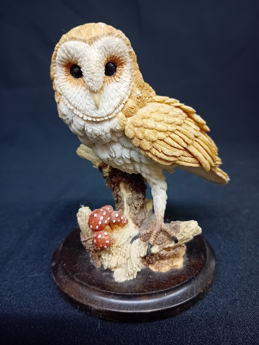 Country Artists 'Barn Owl' Figurine. 1992. Langhorn. 4.5