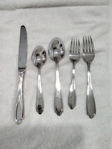 Yamazaki Stainless Flatware Set Victoria Gold - Service For 8 - 43pcs Total VTG - Picture 6 of 8