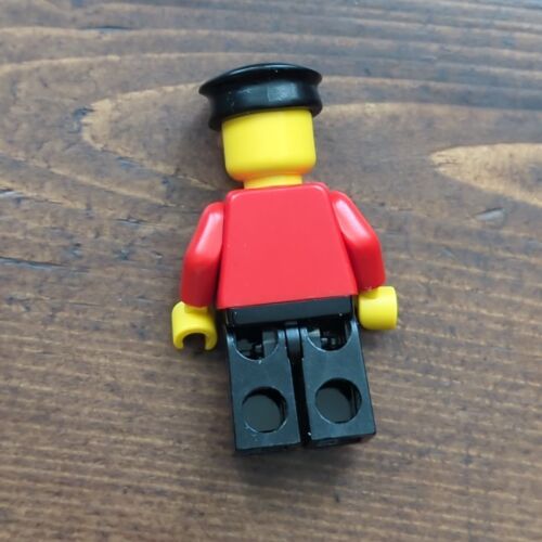 Lego Minifigure Post Office Black Legs Black Hat Town Post001 Z1 - Picture 2 of 2