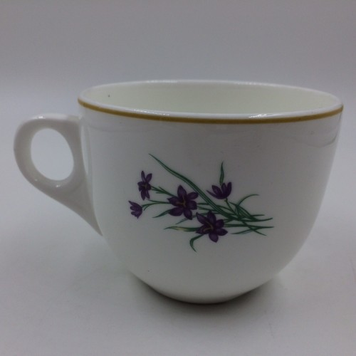 Wedgwood Bermudiana Harmony Hall Belmont cup bone china made England - Picture 3 of 7