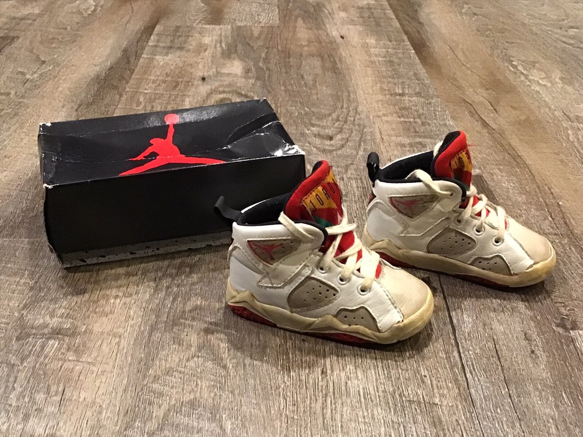 Vintage 1991 Nike Baby Air Jordan Shoes Red White Size 4 IOB Vintage 1991 Nike Baby Air Jordan Shoes Red White Size 4 IOB