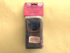 ANCIENNE LAMPE DE POCHE FAÇON MILITAIRE AVEC FILTRE VERT/ROUGE ENCORE EMBALLÉE
