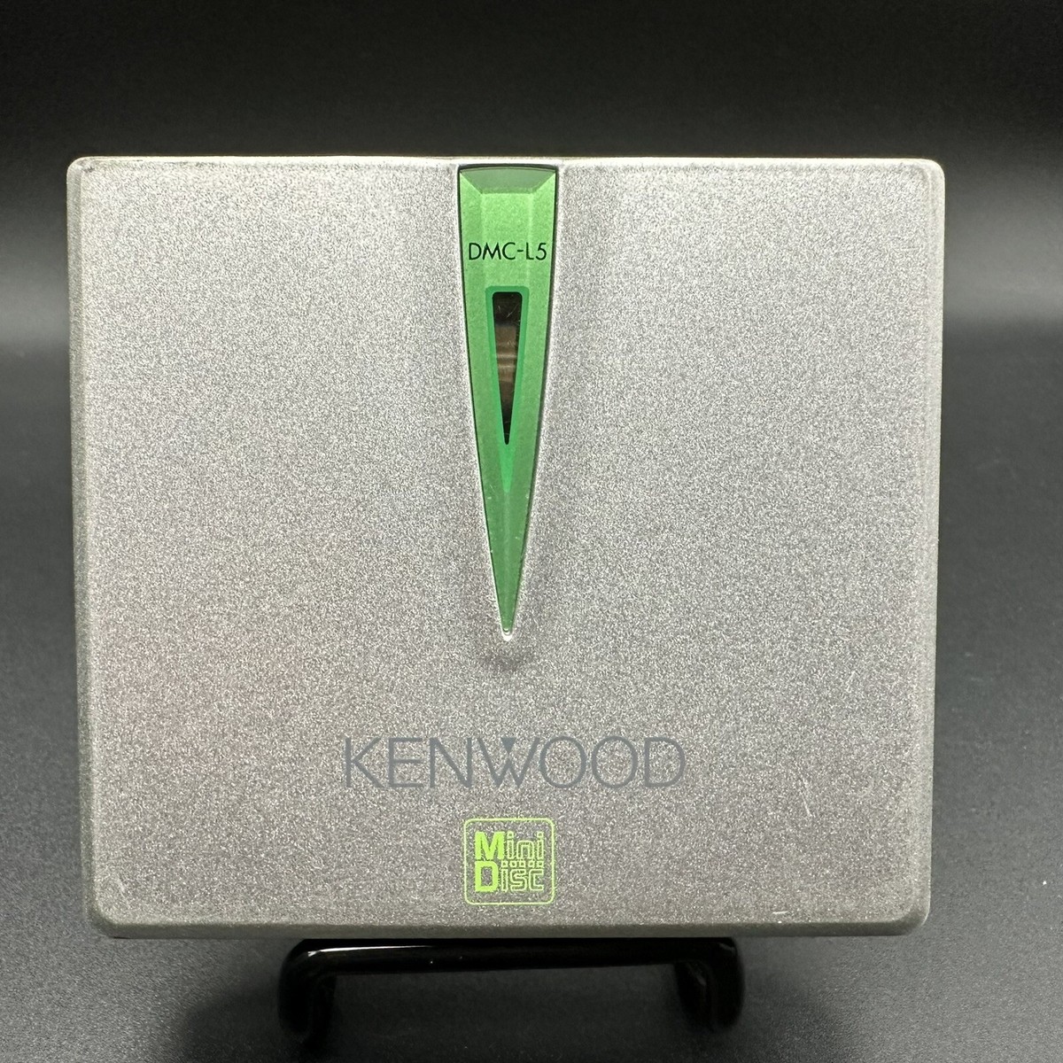 【完動品】KENWOOD MD WALKMAN DMC-L5 KENWOOD DMC-L5 Portable Minidisc Player MD WALKMAN Tested
