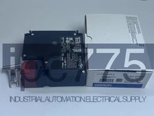 New Omron Unit D4NL-4EFG-B Door Switch in Box